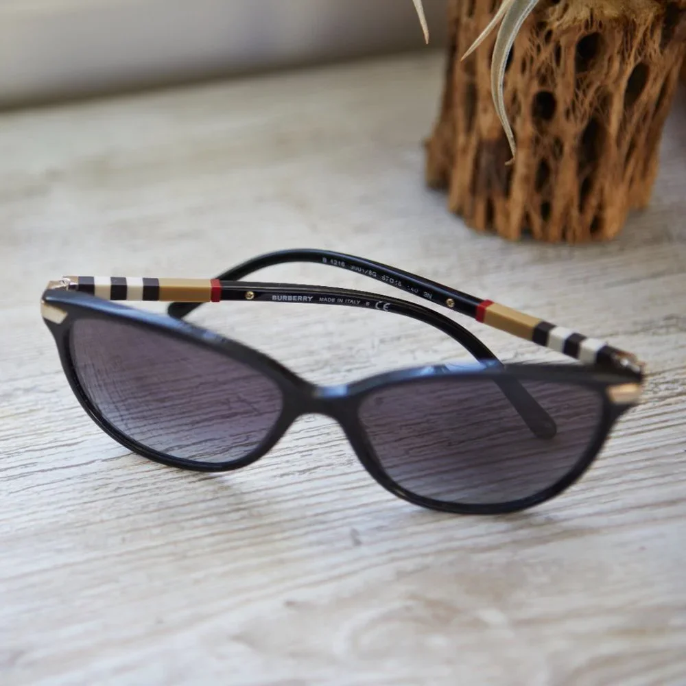 Burberry Cat Eye Sunglasses in Black | UV + Polarized Gradient Lenses - Picture 8 of 10